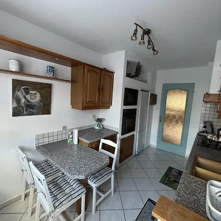 Cosy By Francis Apartman *